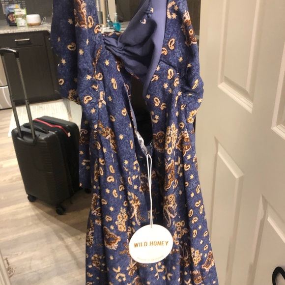 Romper - Picture 2 of 3